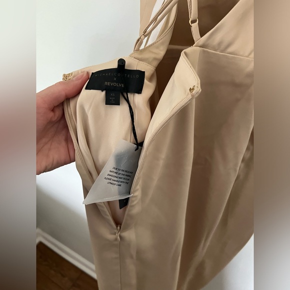 NWT Revolve Shea Maxi Dress in Nude - Picture 5 of 5